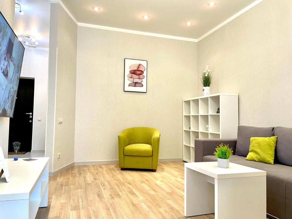 Navit Luxury Apartments With Breakfast Near The Railway Station, The City Center And The Park Kyjev Exteriér fotografie