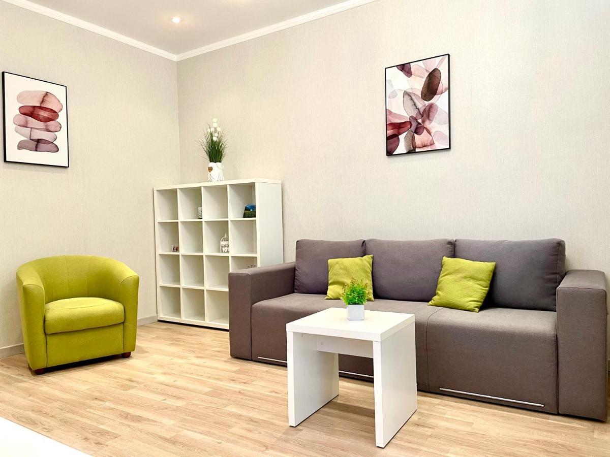 Navit Luxury Apartments With Breakfast Near The Railway Station, The City Center And The Park Kyjev Exteriér fotografie